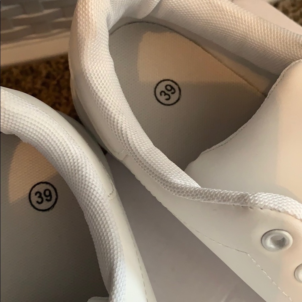 White sneakers - Picture 2 of 3